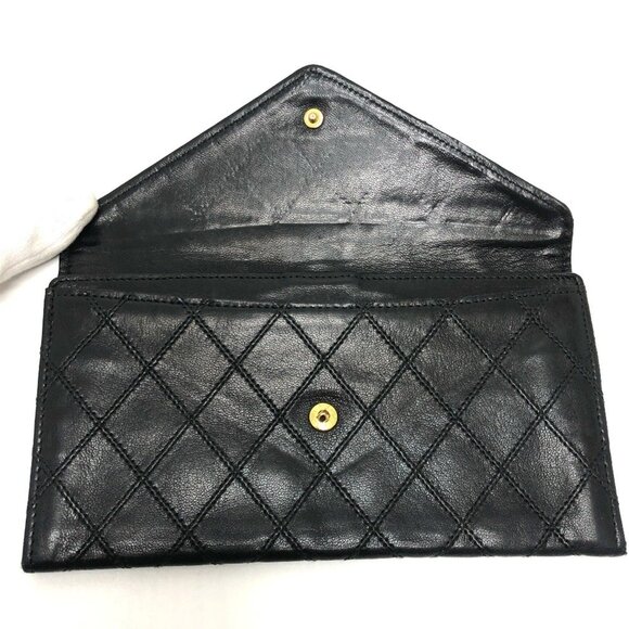 CHANEL Authentic Black Lambskin Leather Wallet - Picture 9 of 16